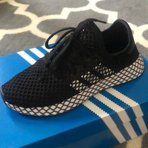 Deerupt Runner 4.5 youth /6 women’s